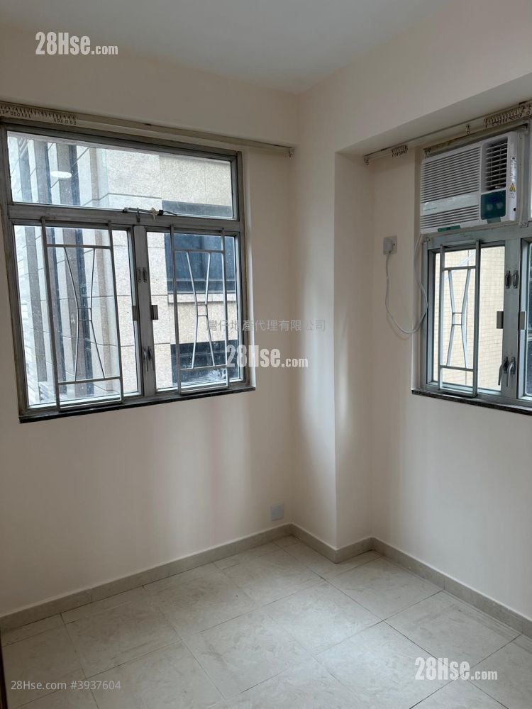 Golden Dragon Building #3937604 Rental Property Detail Page - Widok 4