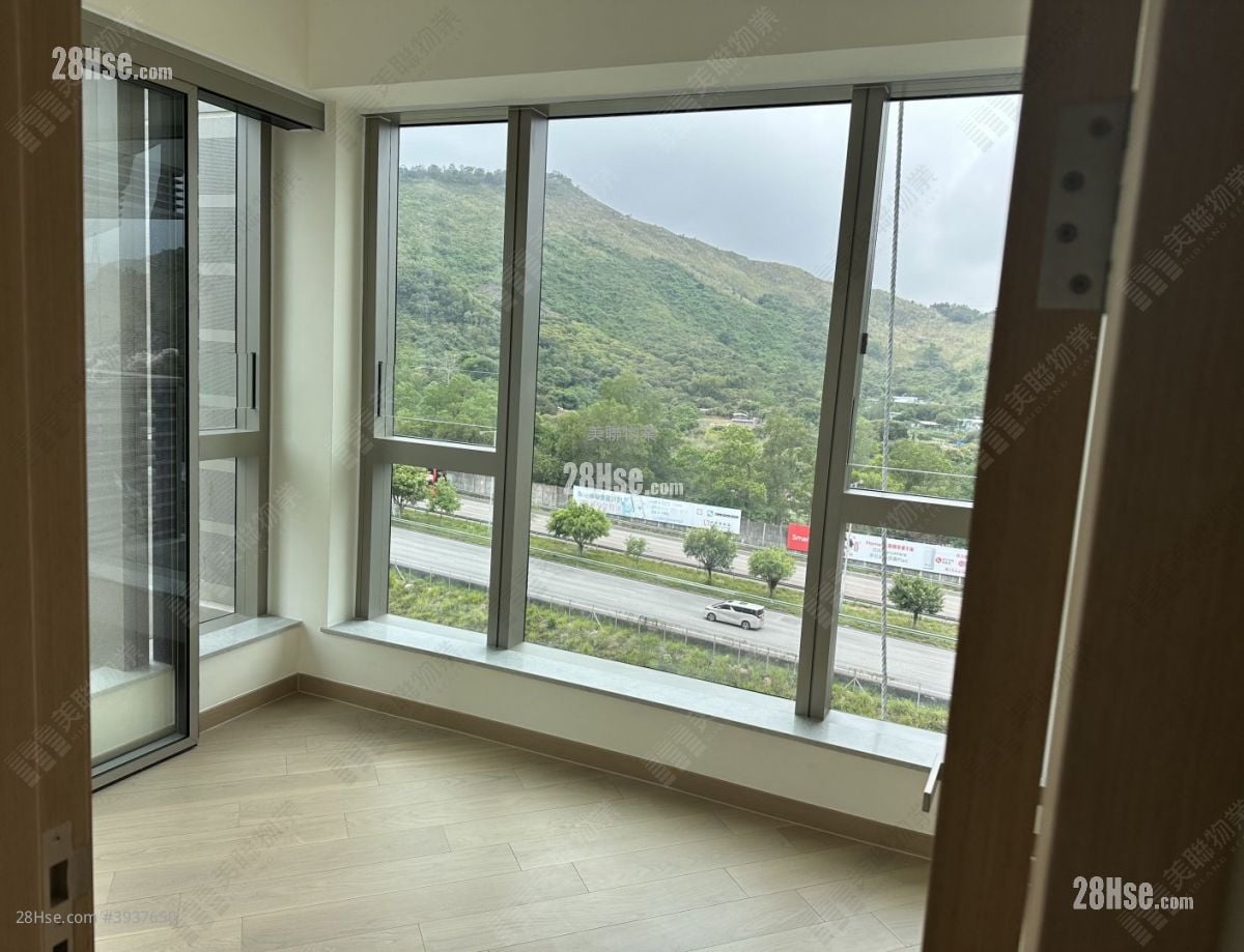 Grand Mayfair  #3937650 For Sale Property Detail Page - Vista 4