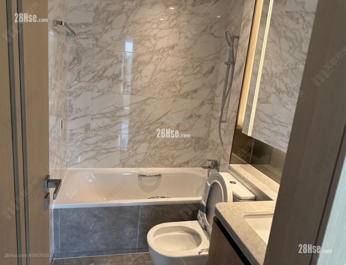 Grand Mayfair  #3937650 For Sale Property Detail Page - Vista 6