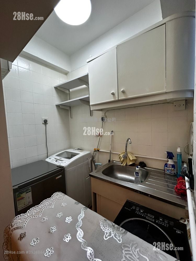 Ka Wai Building #3924844 Rental Property Detail Page - Widok 5