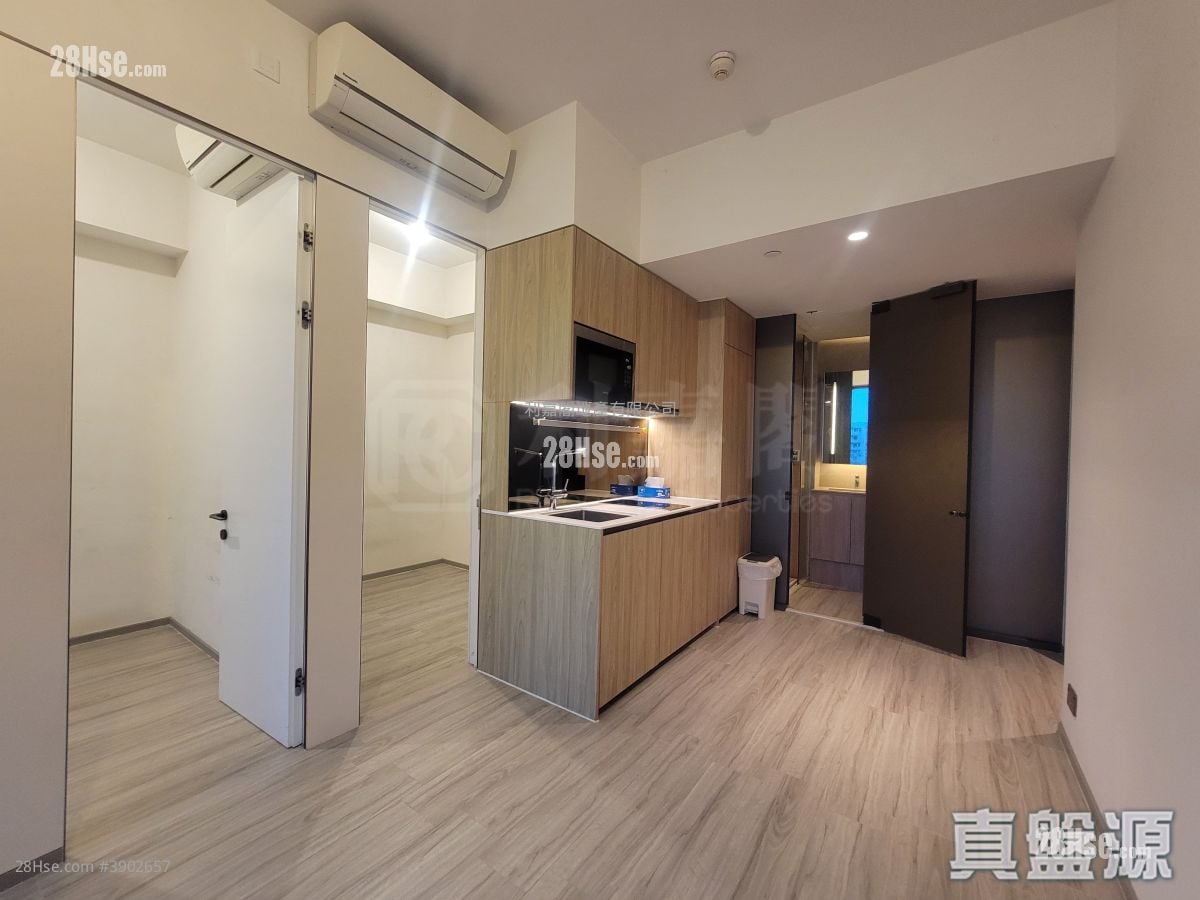 Seven Victory Avenue #3902657 Rental Property Detail Page - Widok 2