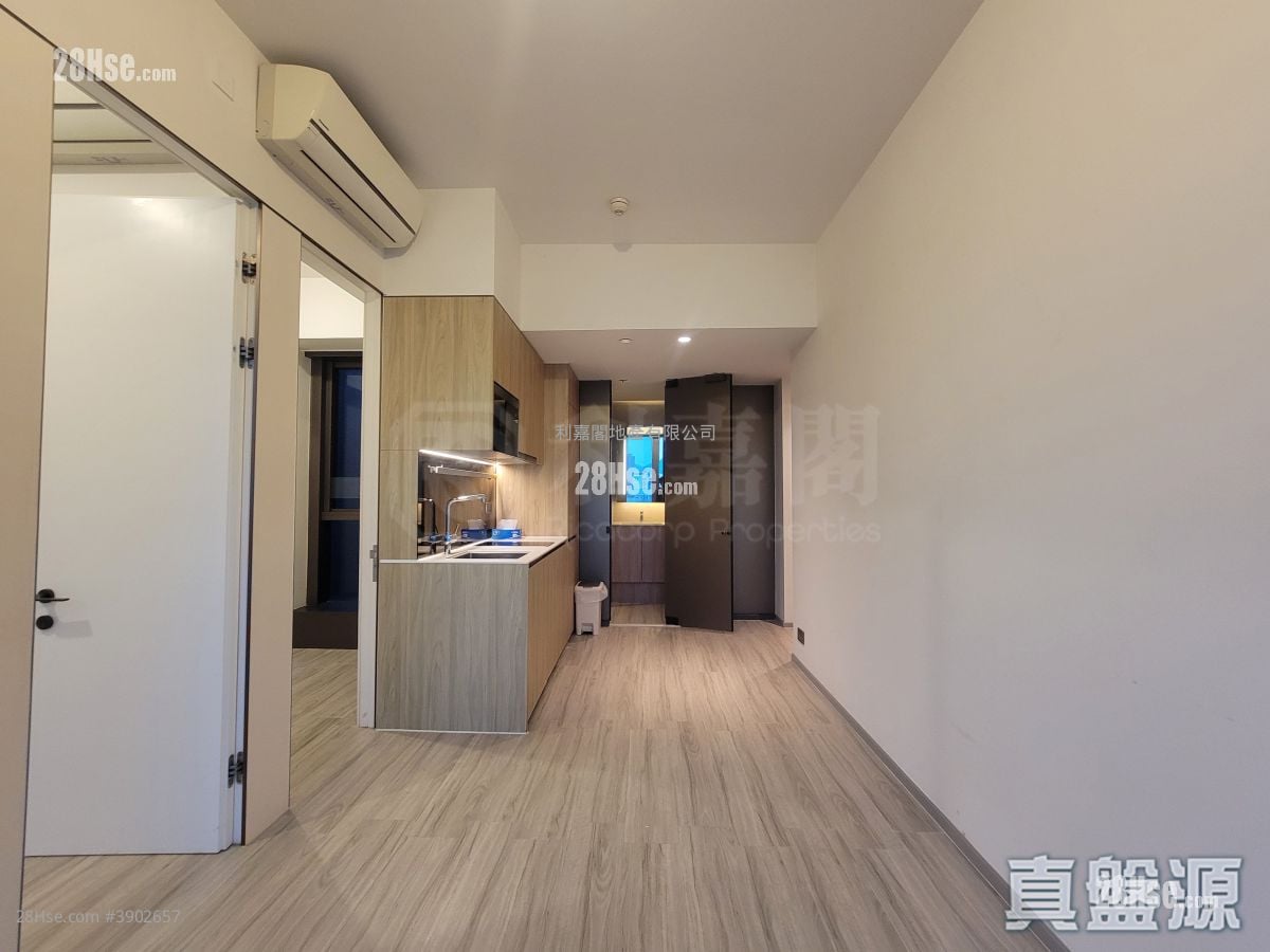 Seven Victory Avenue #3902657 Rental Property Detail Page - Widok 3