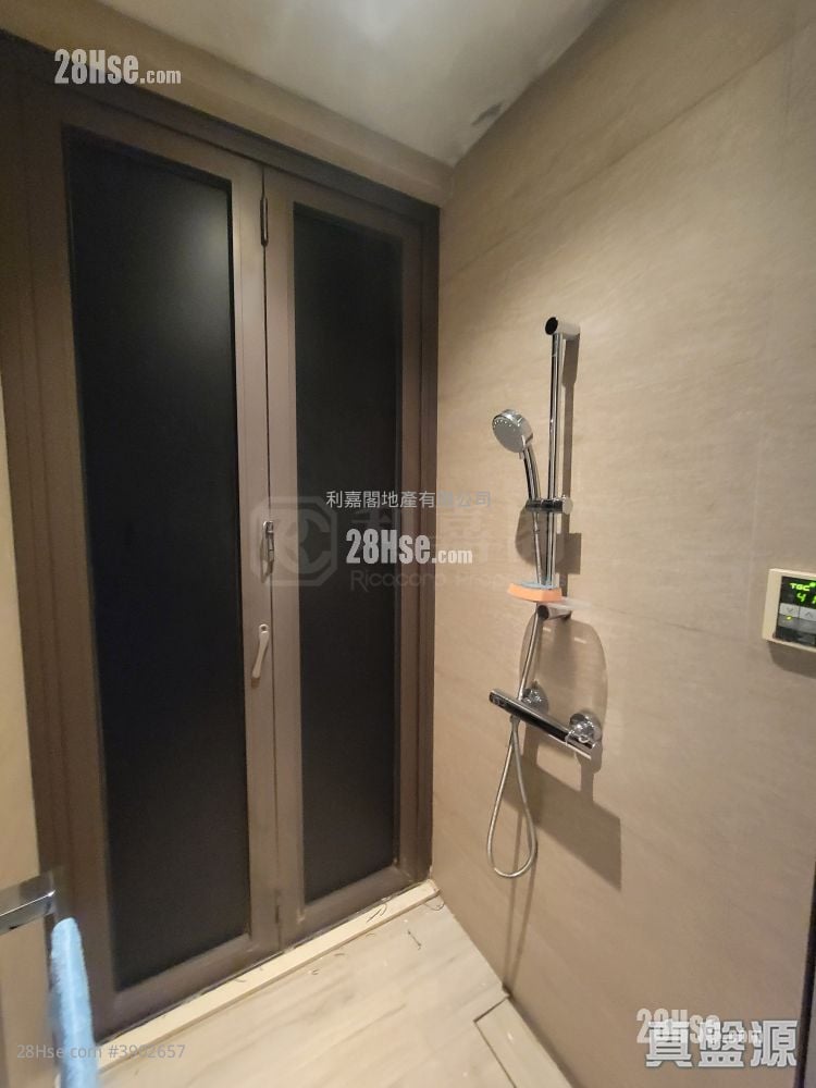 Seven Victory Avenue #3902657 Rental Property Detail Page - Widok 5