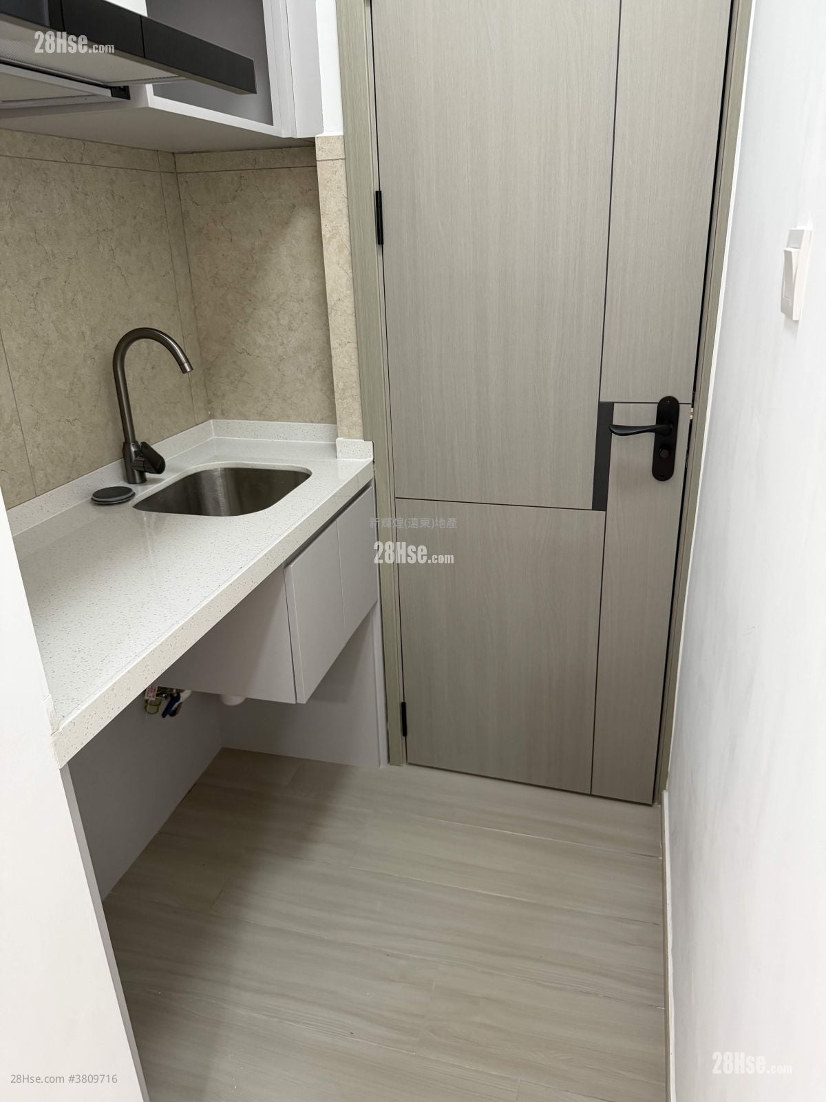 Fen Hwa Buidling #3809716 Rental Property Detail Page - Vista 5