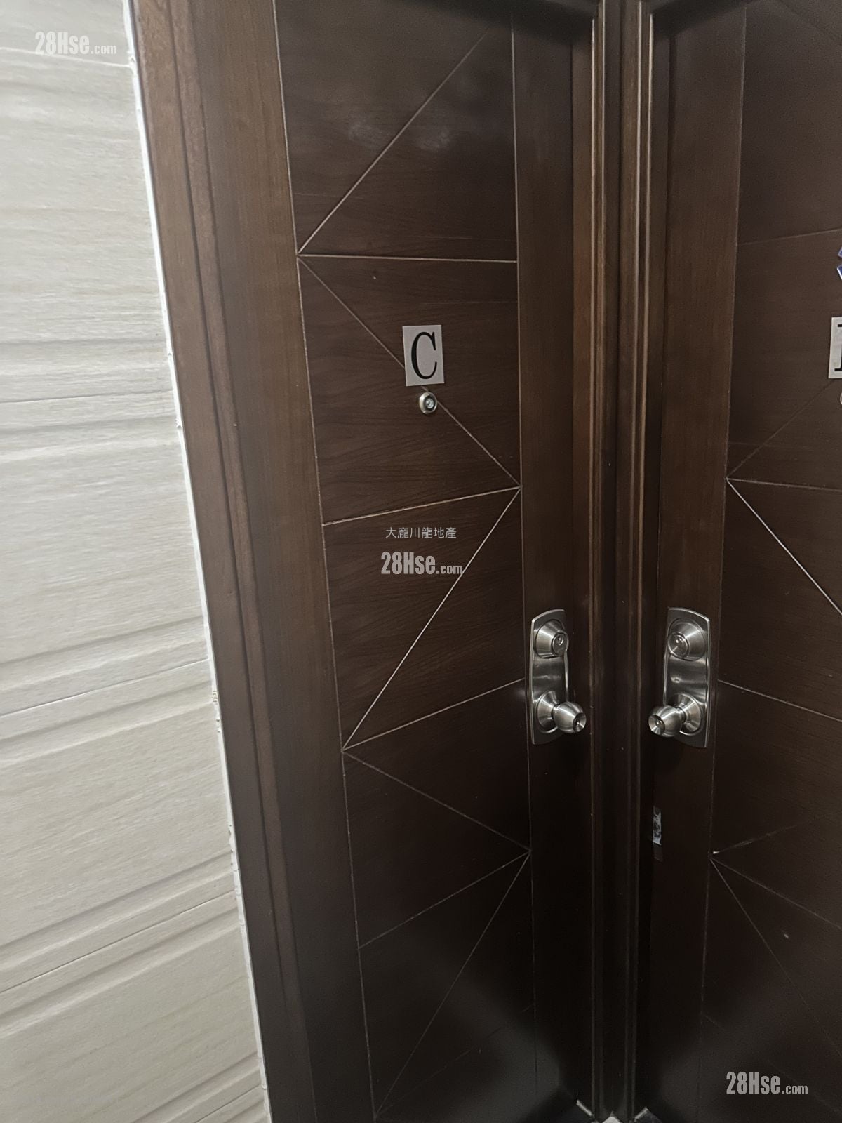 Tsung Nga Building #3603911 Rental Property Detail Page - Widok 6
