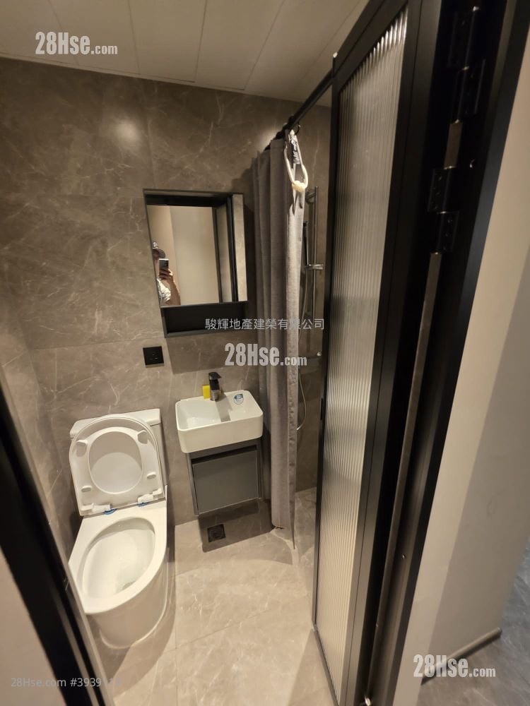 Wing Ning Building #3939113 Rental Property Detail Page - Widok 4
