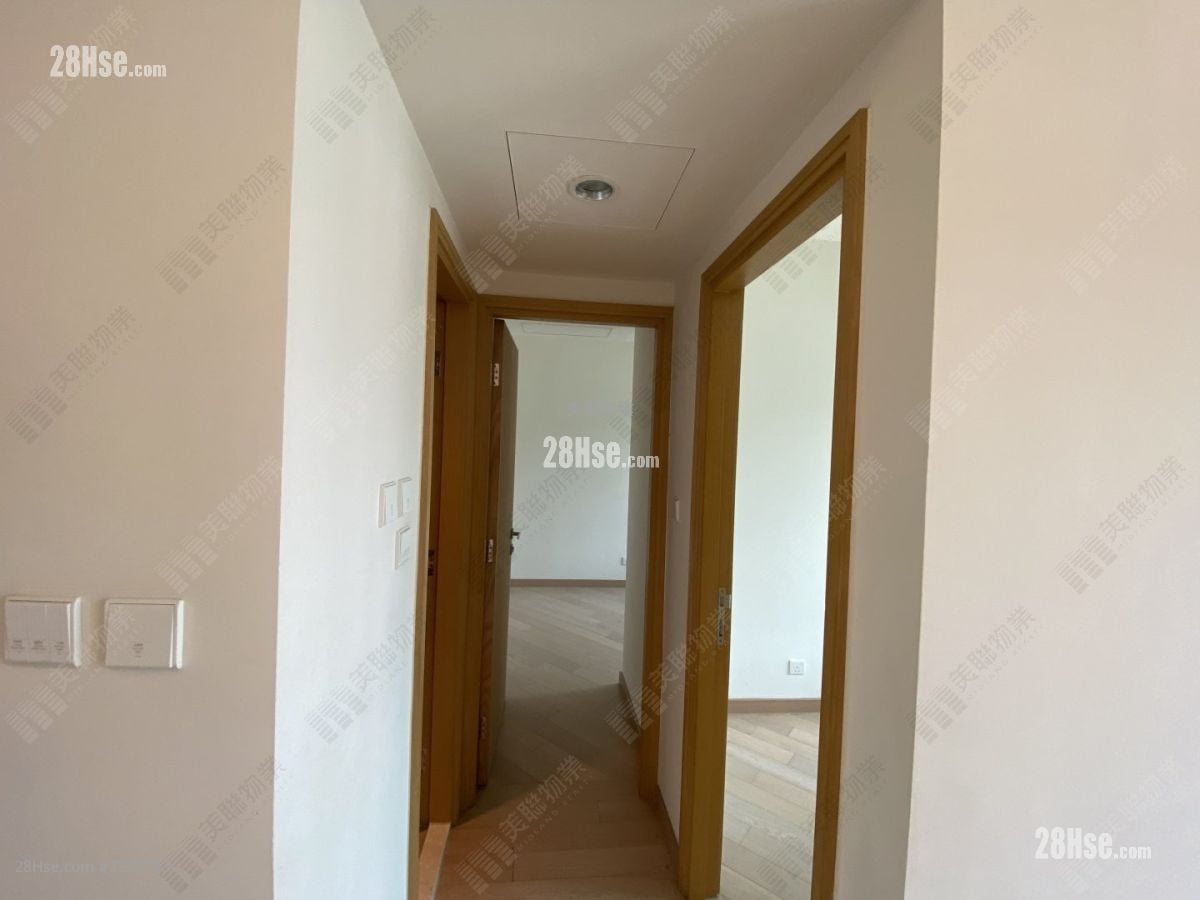 Century Gateway #3939183 Rental Property Detail Page - Vista 5
