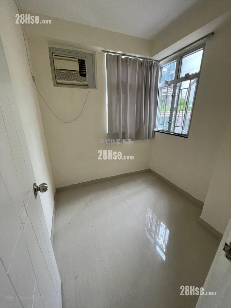 Merlin Centre #3904931 Rental Property Detail Page - Bild 5