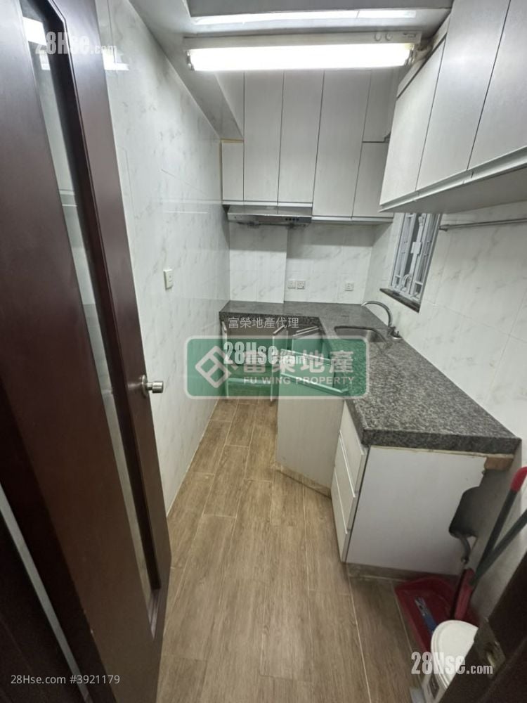 Tak Fung Building #3921179 Rental Property Detail Page - Więcej