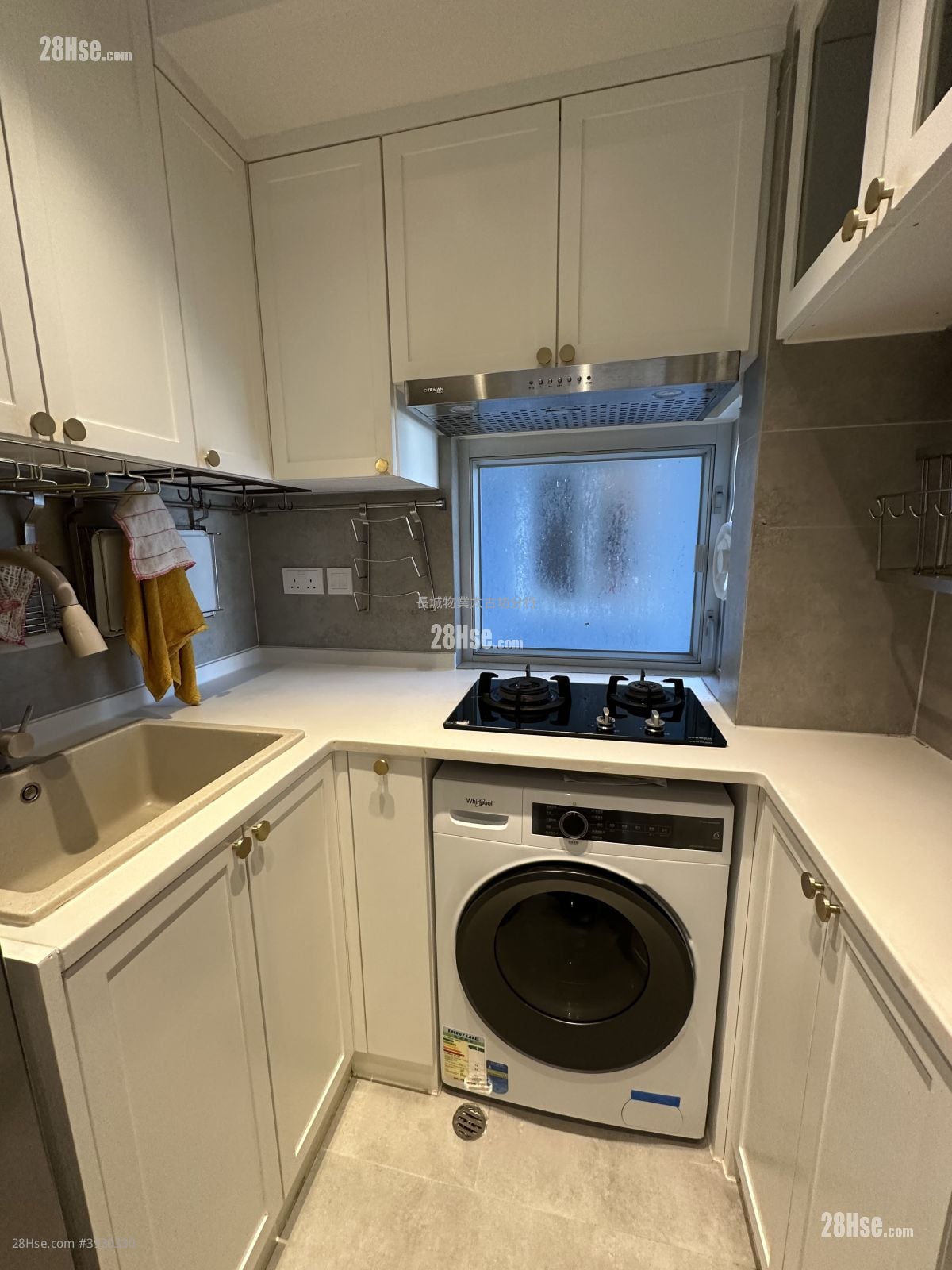 Ka Wing Building #3930330 Rental Property Detail Page - Widok 2