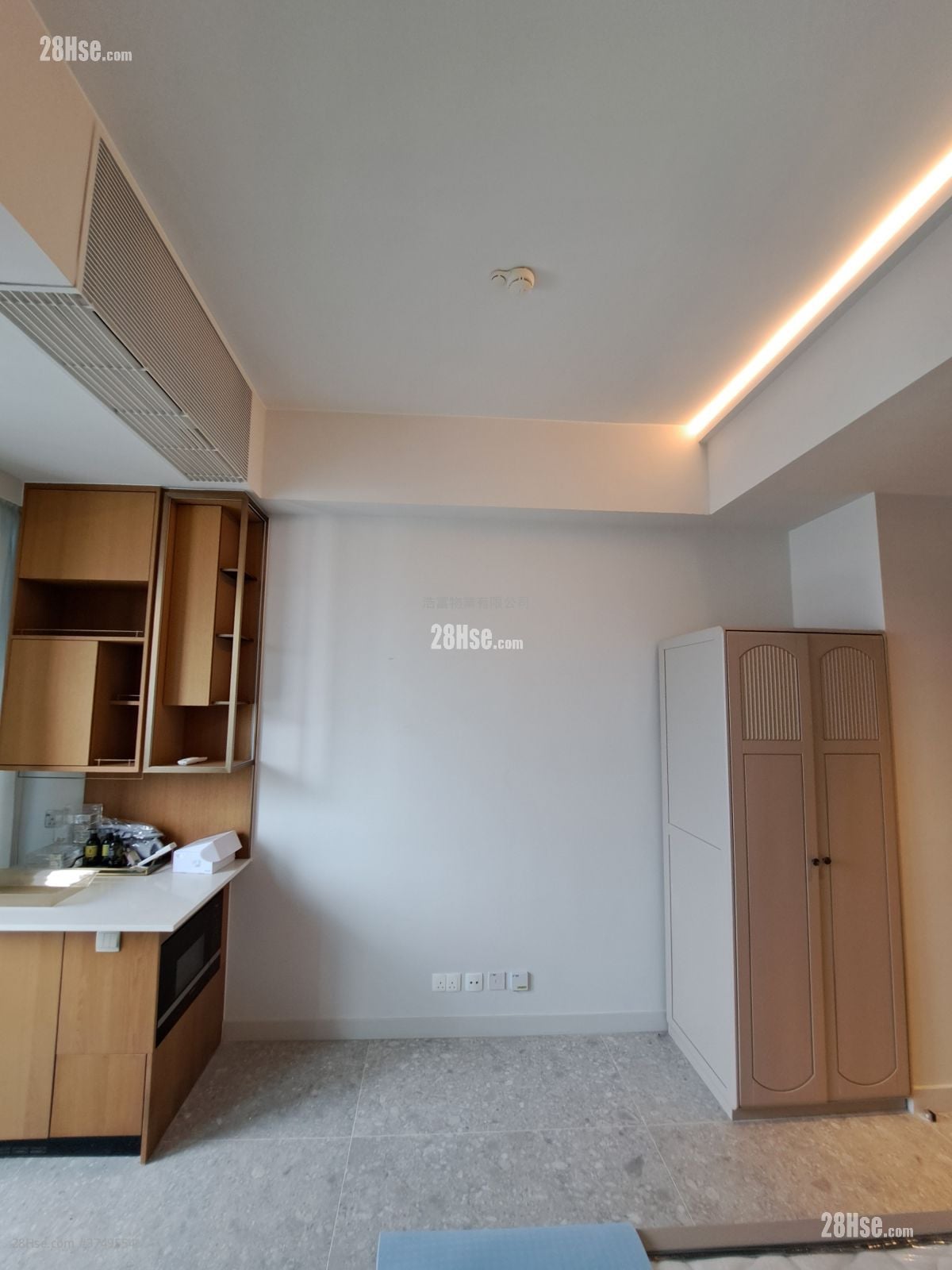 The Holborn #3749554 Rental Property Detail Page - Vista 3