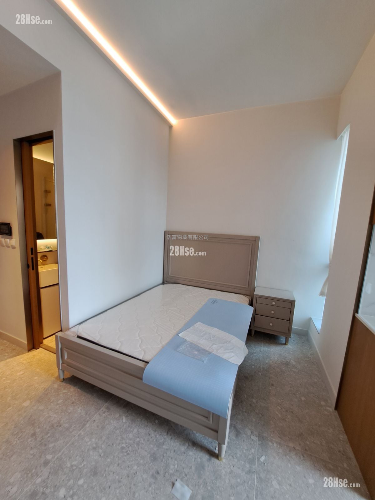 The Holborn #3749554 Rental Property Detail Page - Vista 4