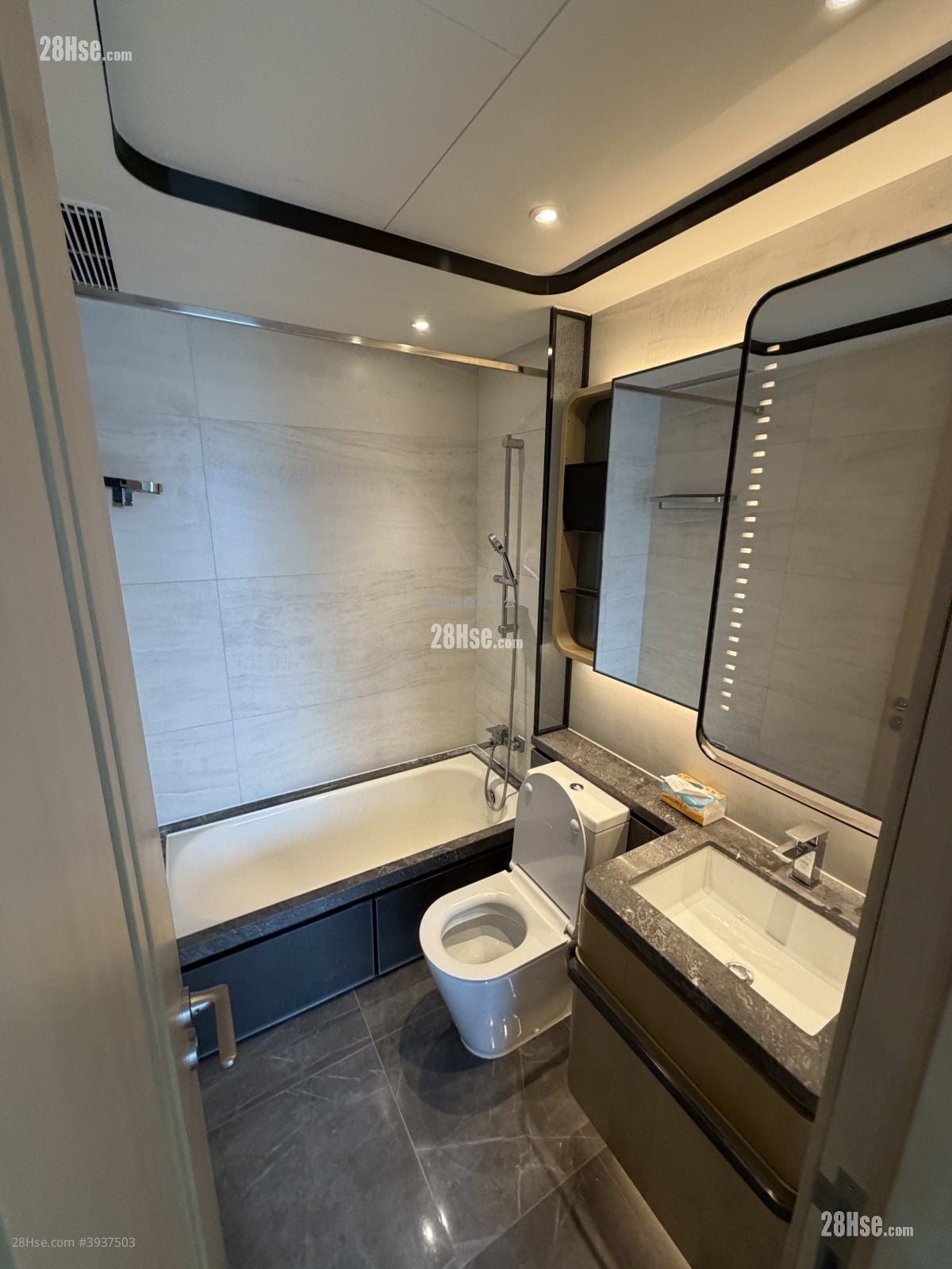 One Victoria #3937503 Rental Property Detail Page - Ansicht 4
