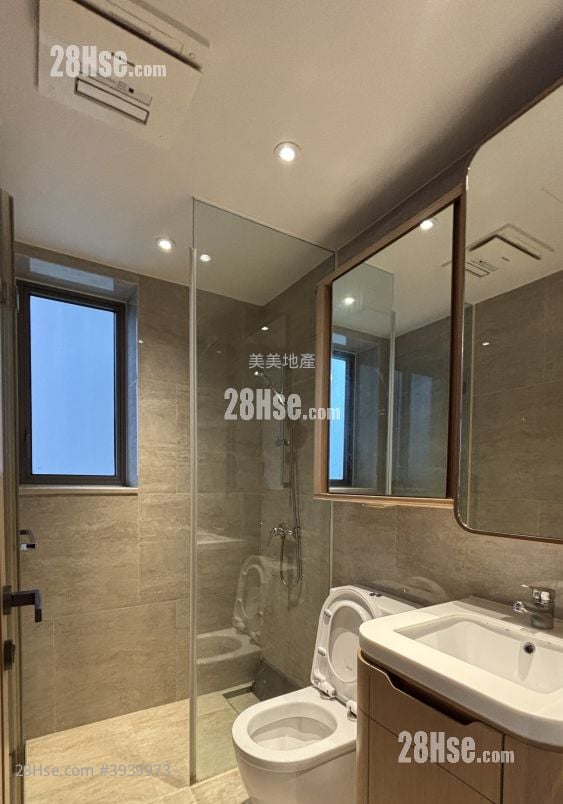 Upper East #3939973 Rental Property Detail Page - Vista 3