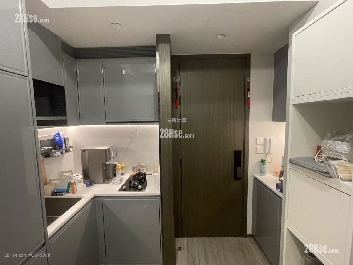Novum Point #3940098 Rental Property Detail Page - Vista 4