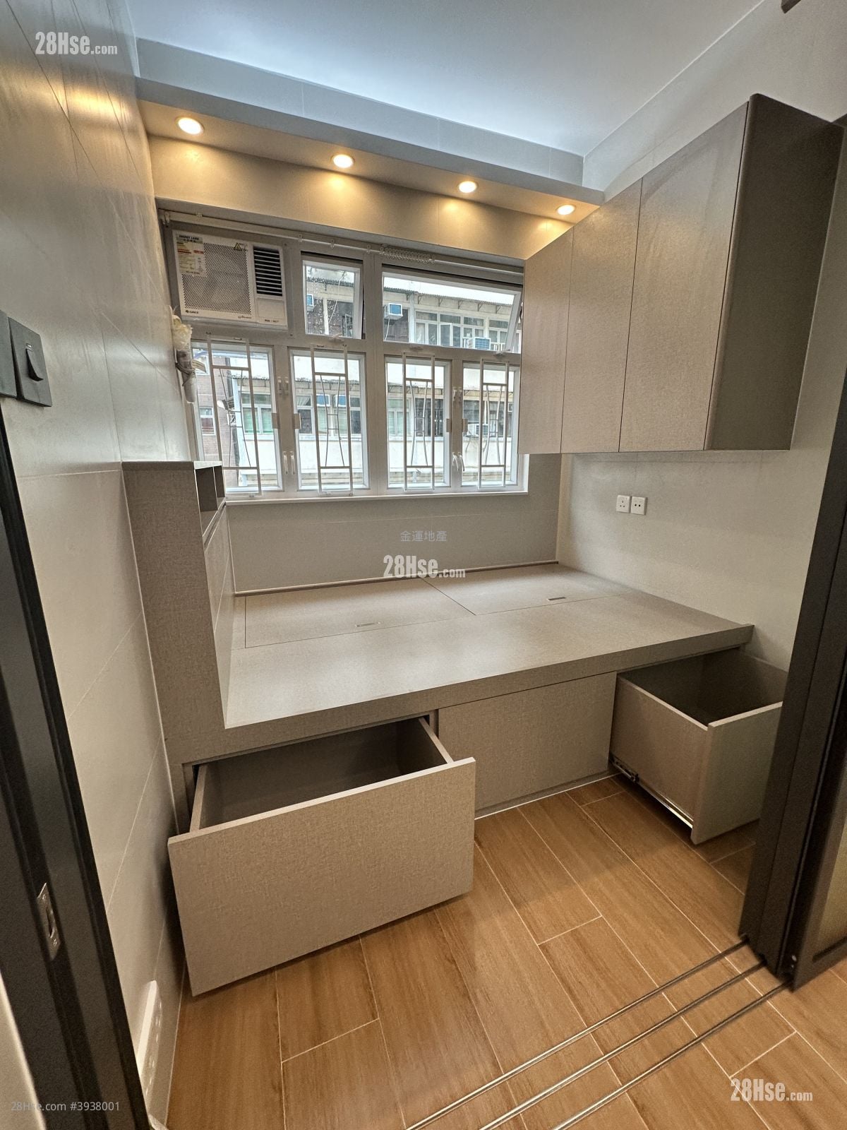 Full Hill Centre #3938001 Rental Property Detail Page – pohled 2