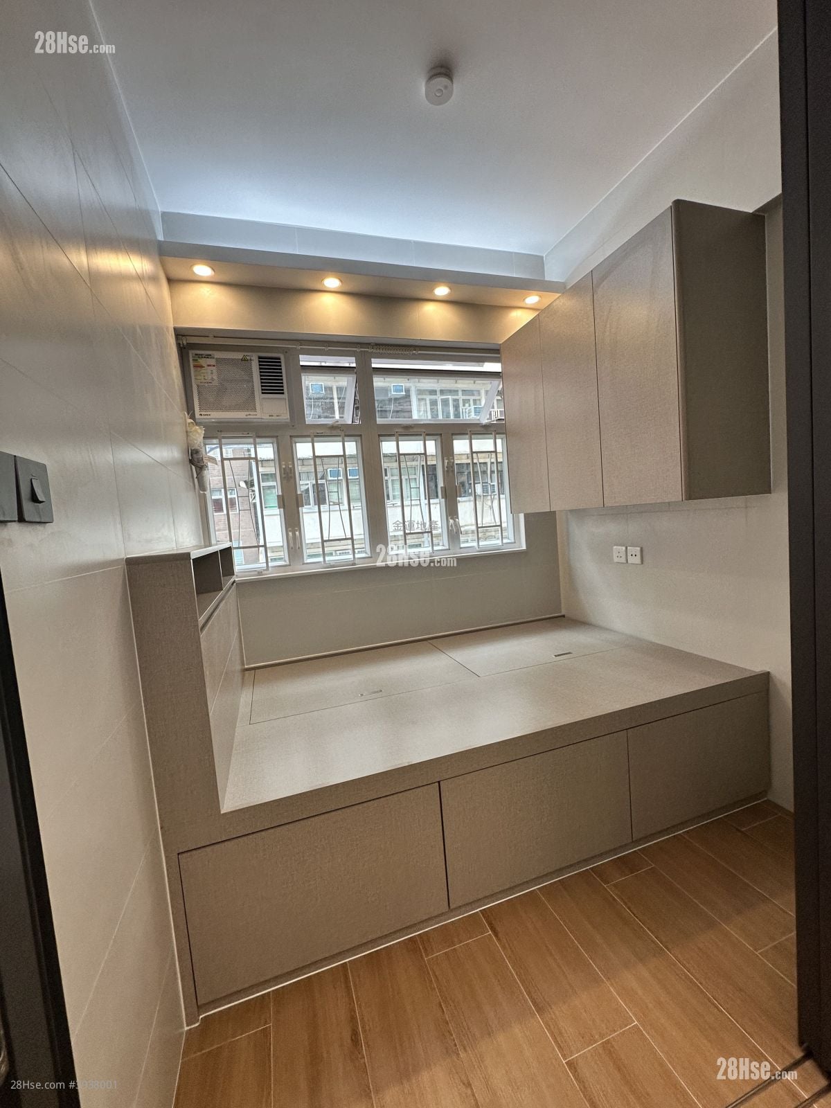 Full Hill Centre #3938001 Rental Property Detail Page – další