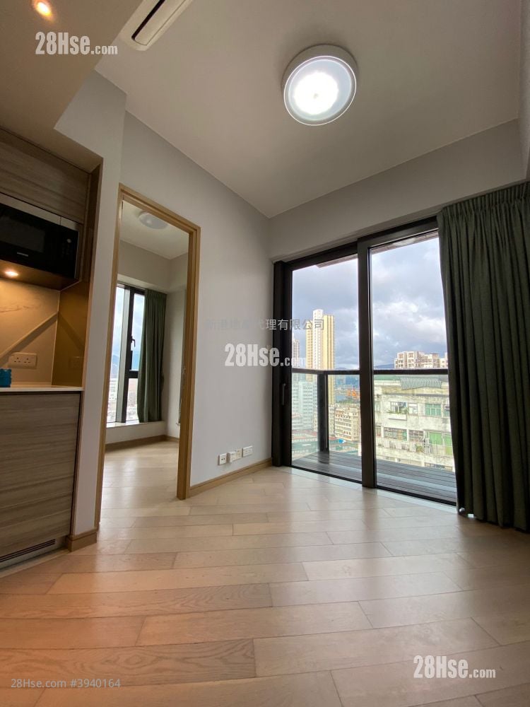 Axis #3940164 Rental Property Detail Page - Widok 2
