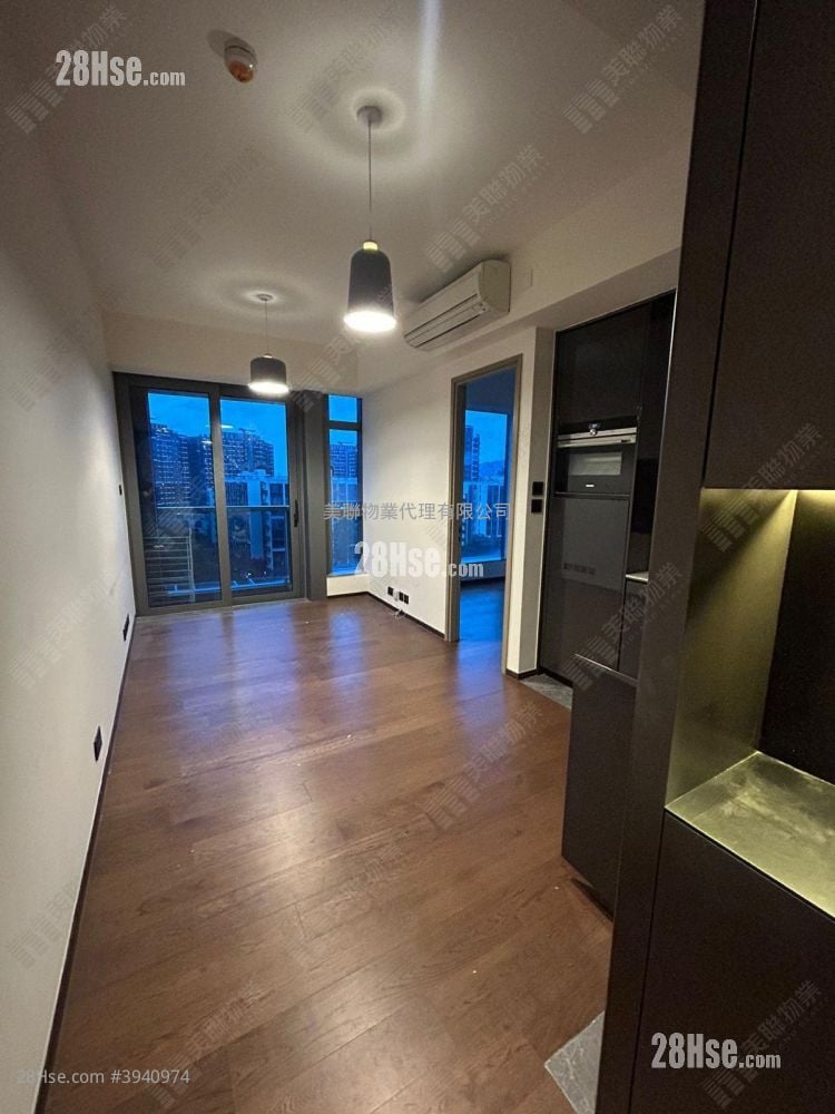 Le Pont Sell 1 Bedroom 343 ft²