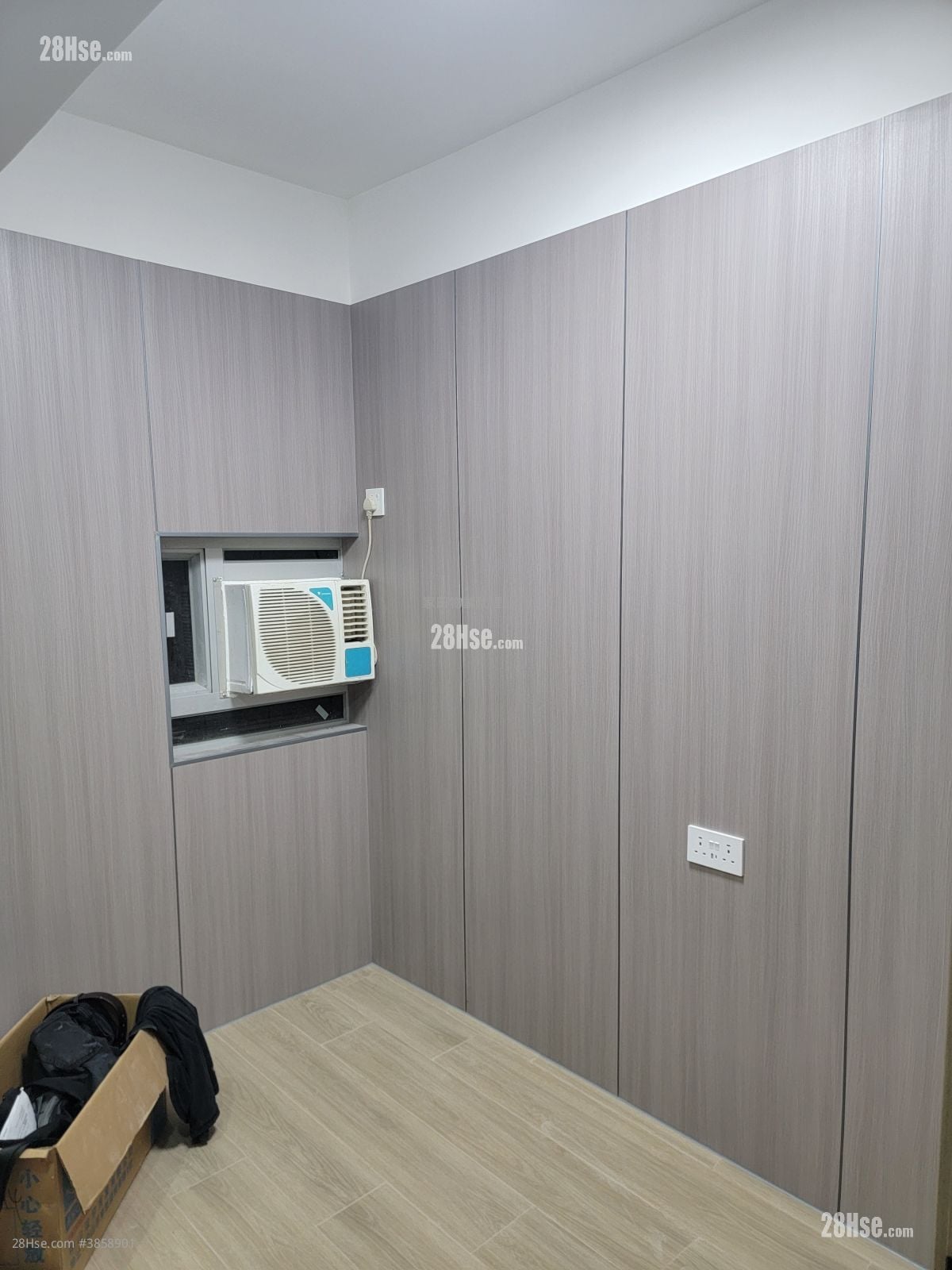 Cornwall Building #3858901 Rental Property Detail Page - Widok 2