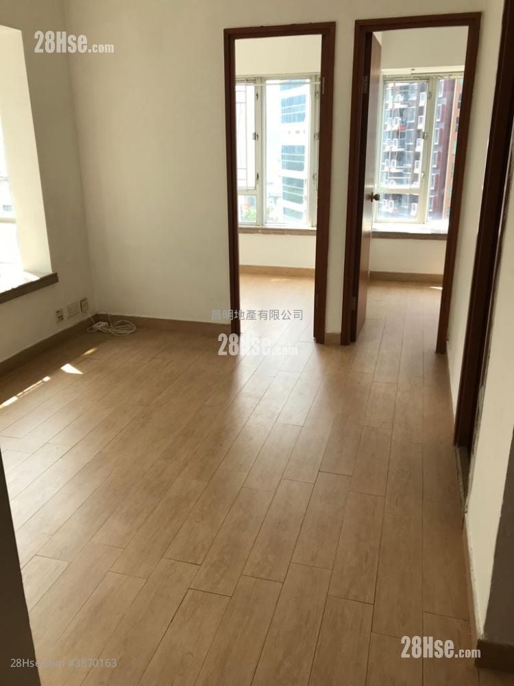 Supernova Stand #3870163 Rental Property Detail Page – pohled 3