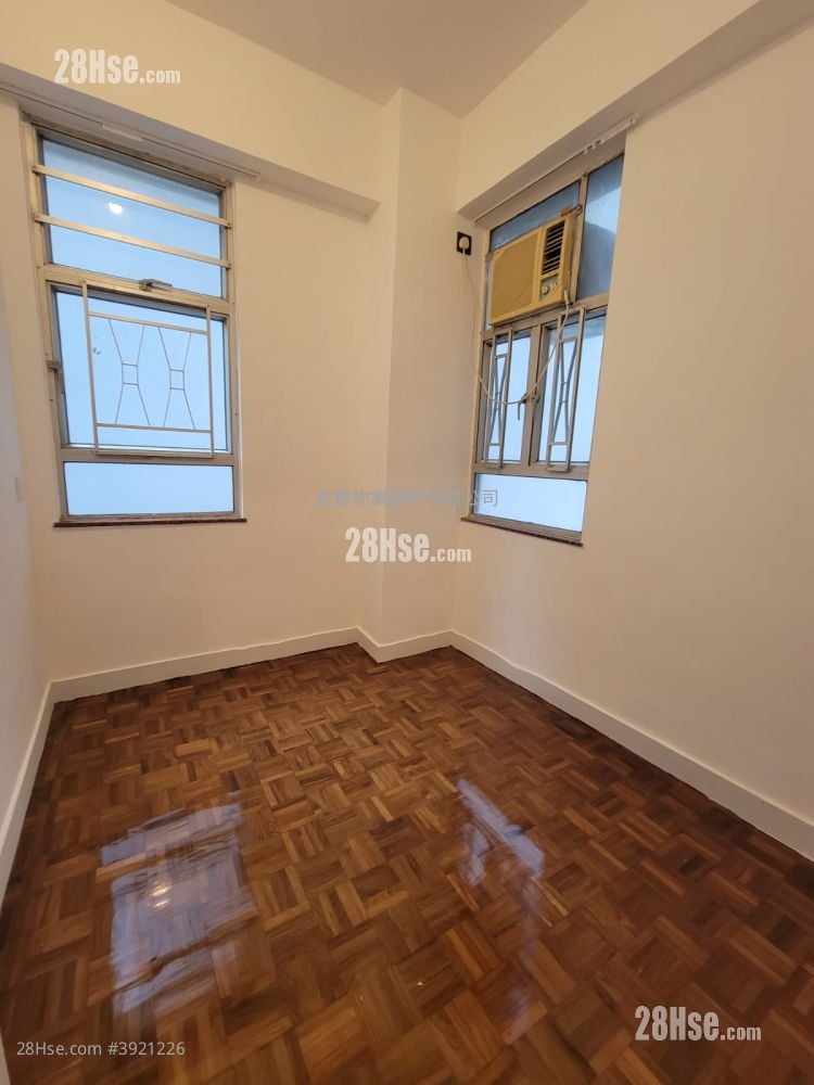 Eastman Court #3921226 For Sale Property Detail Page - Bild 4