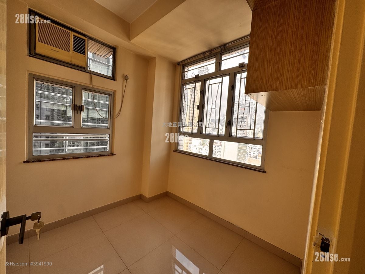 Lok Moon Mansion #3941990 Rental Property Detail Page - Widok 2