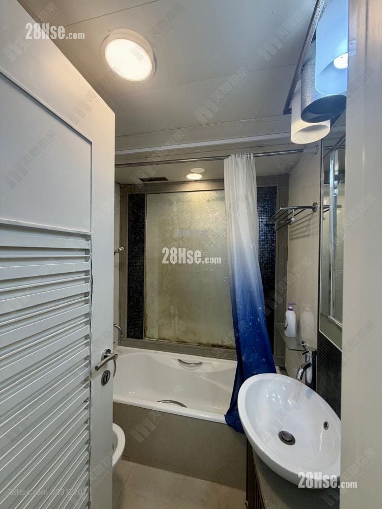 The Capitol #3912707 Rental Property Detail Page - Widok 4