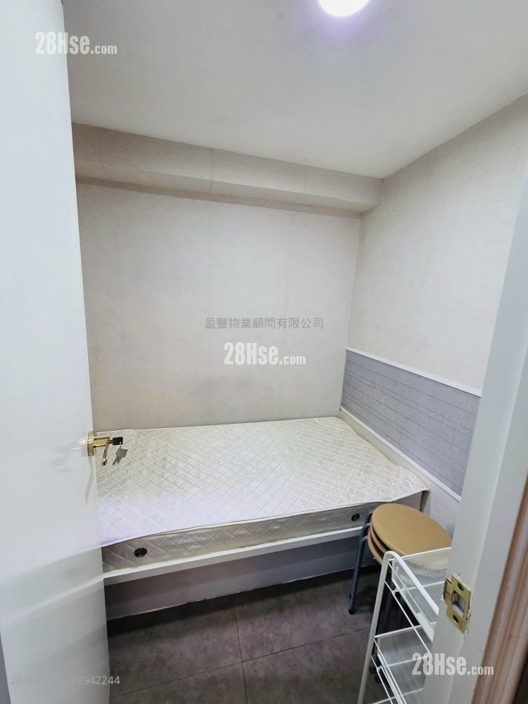 Glory House #3942244 Rental Property Detail Page - Aanzicht 4