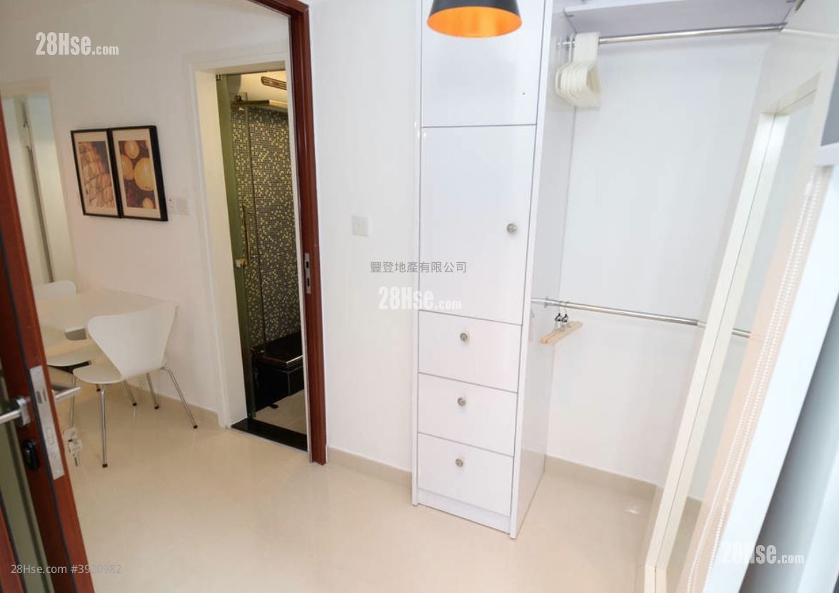 Lilian Court #3920982 Rental Property Detail Page - Bild 3