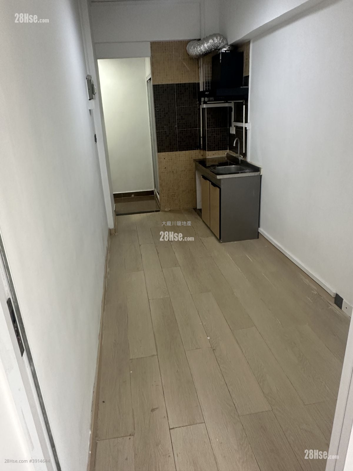 Chinese Mansion #3914644 Rental Property Detail Page - Vue 6