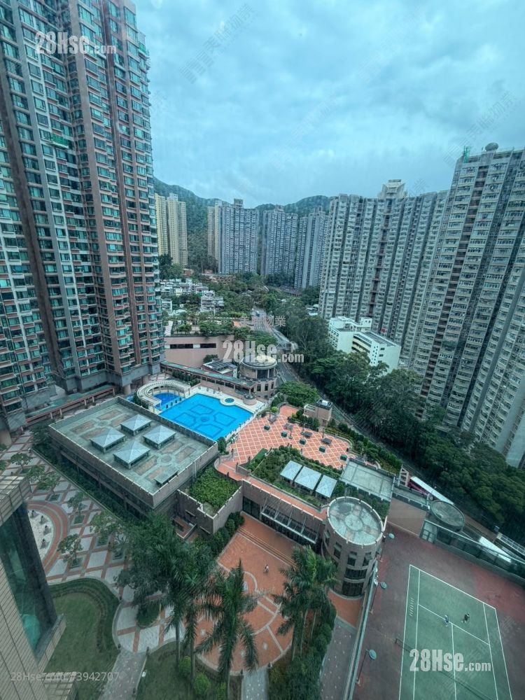 Castello Sell 2 Bedrooms , 1 Bathroom 547 ft²