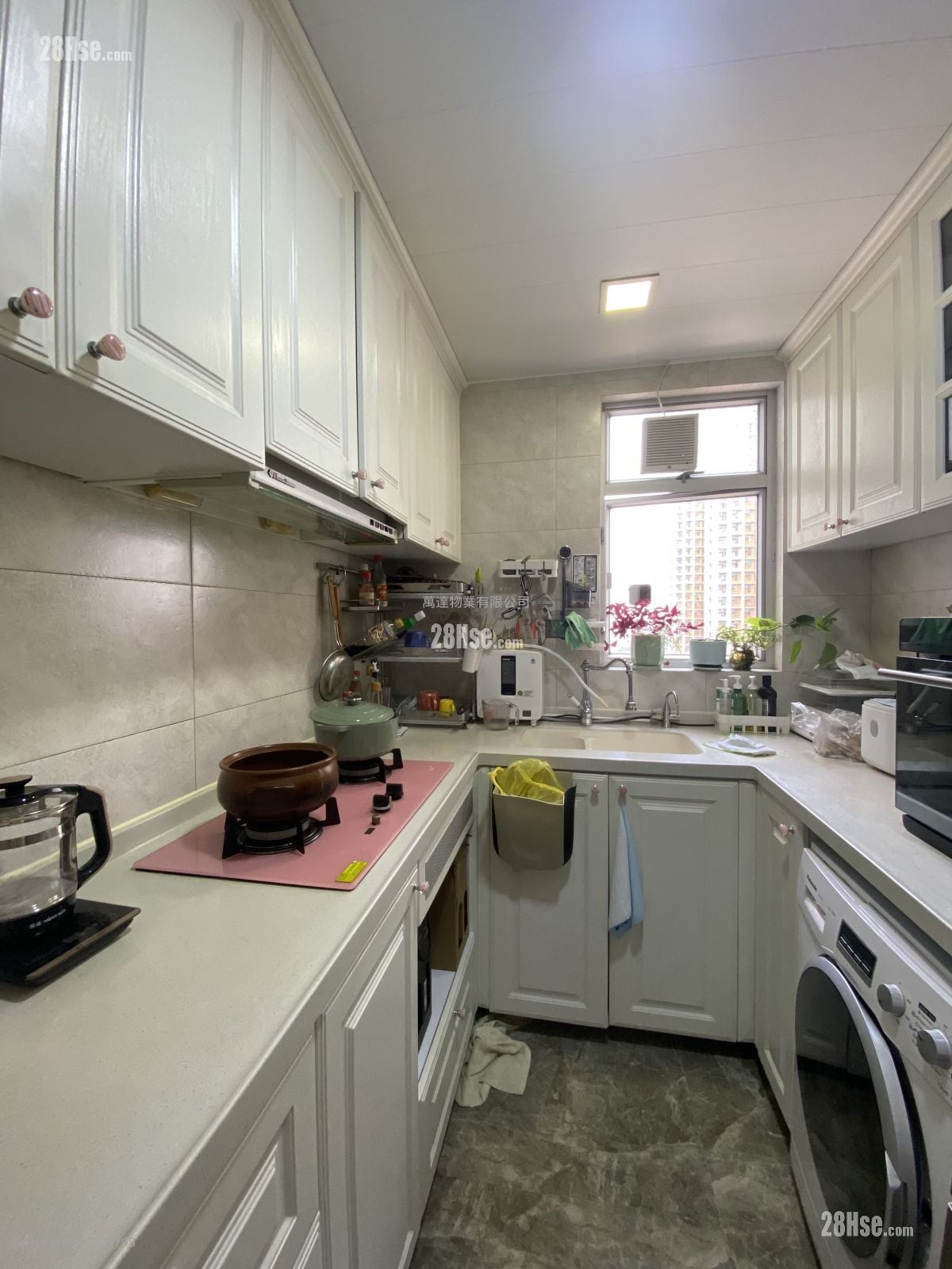 Yu Chui Court Sell 2 Bedrooms , 1 Bathroom 517 ft²