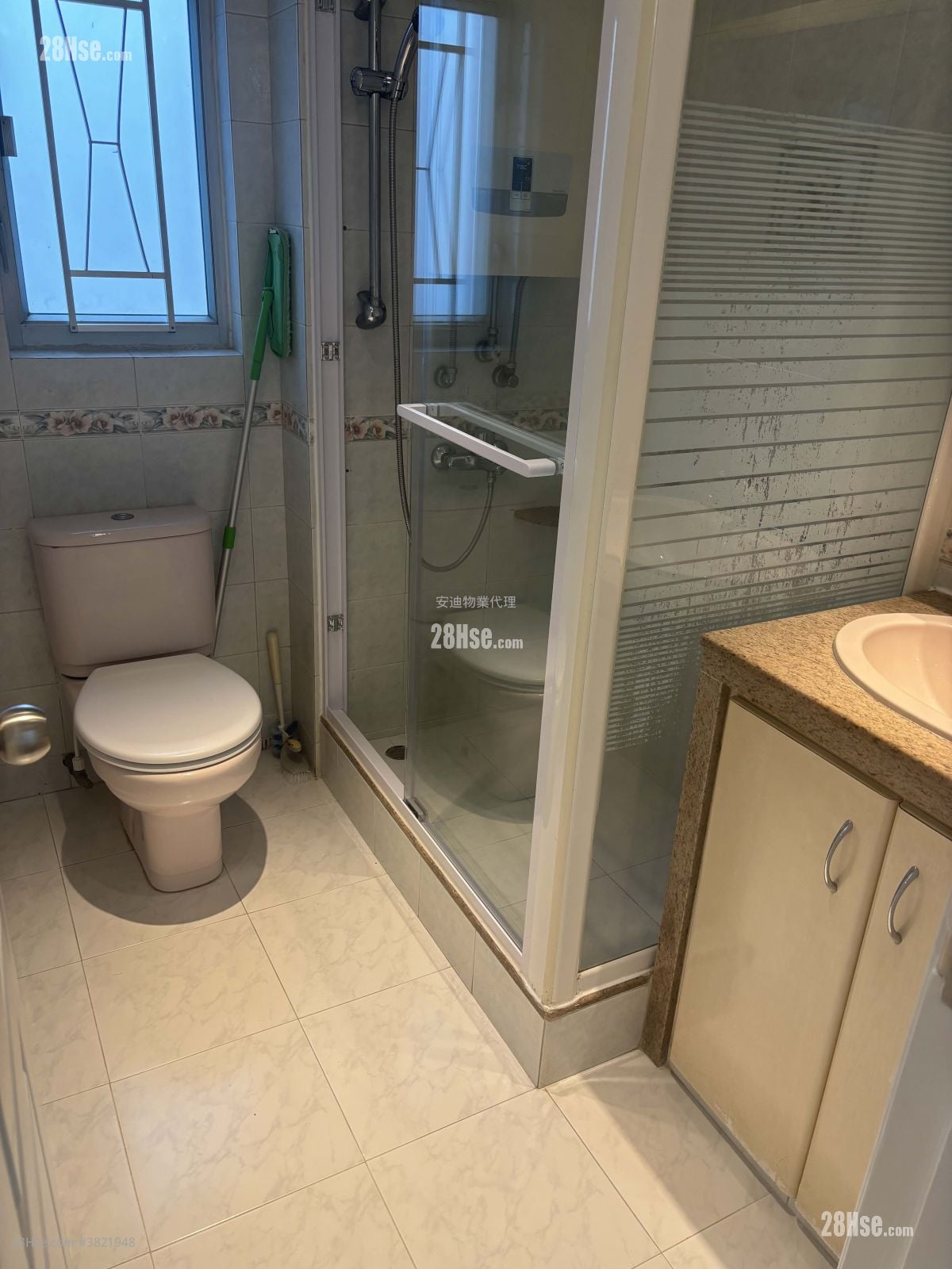 Yee Fung Building #3821948 Rental Property Detail Page - Aanzicht 5