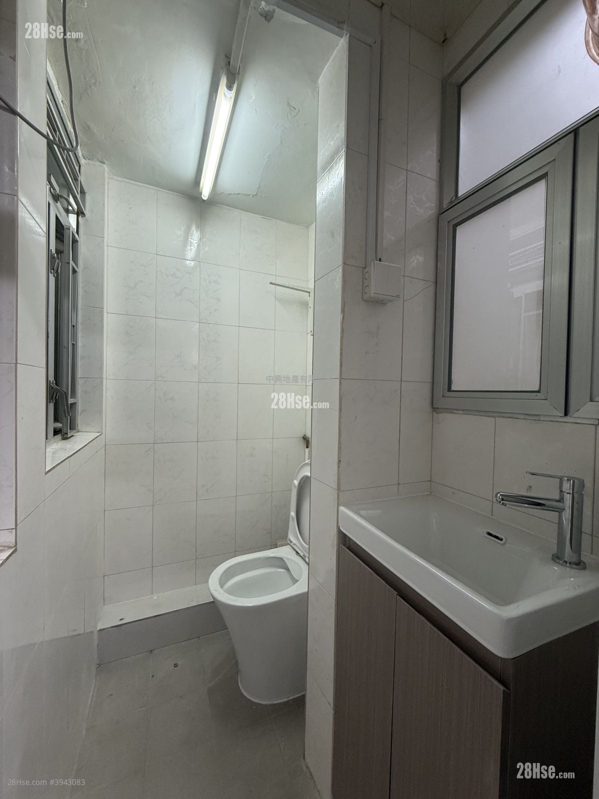 Man Fai Building #3943083 Rental Property Detail Page - Widok 5
