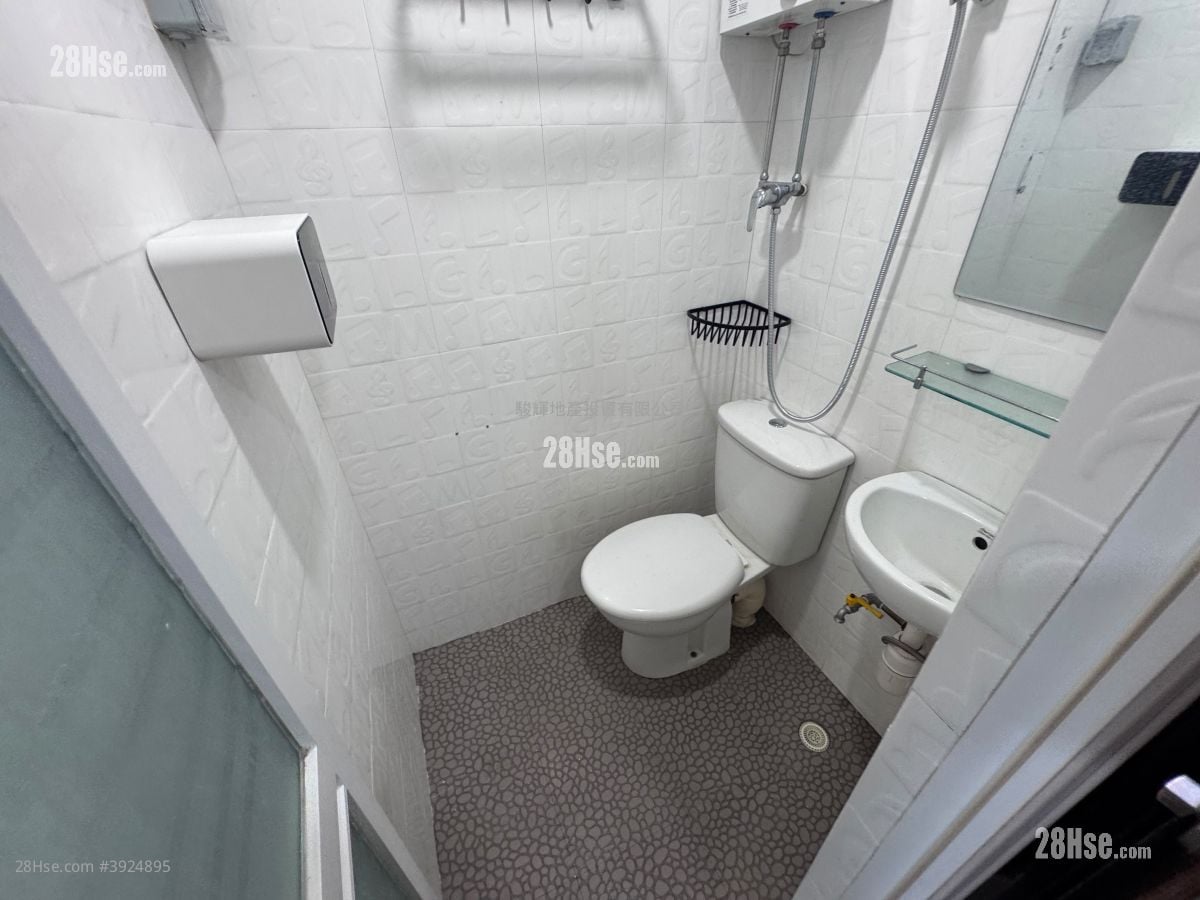 Ngai Hing Mansion #3924895 Rental Property Detail Page - Vista 4