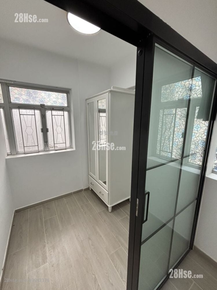 Apartment #3943376 Rental Property Detail Page - Vista 2