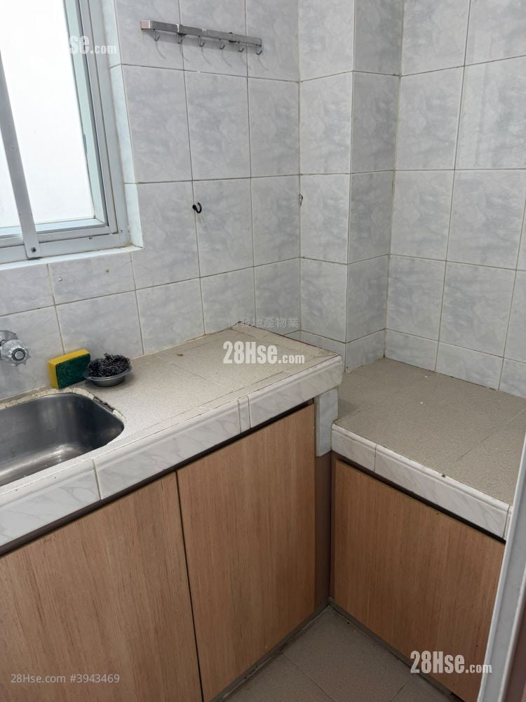 Apartment #3943469 Rental Property Detail Page - Vista 5