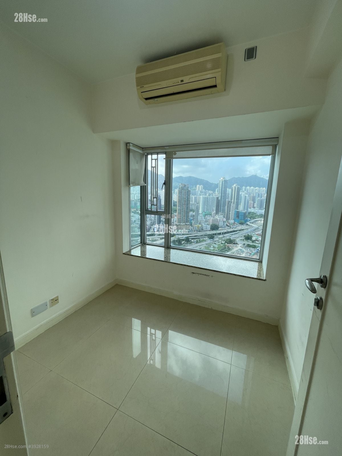Sky Tower #3928159 Rental Property Detail Page - Vista 6