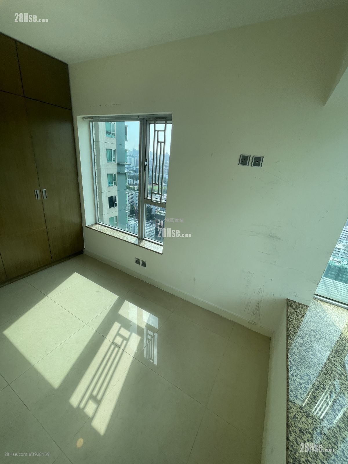 Sky Tower #3928159 Rental Property Detail Page - Vista 5
