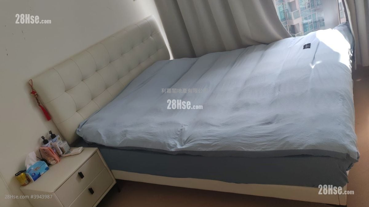Grand Central #3943987 Rental Property Detail Page - Altro