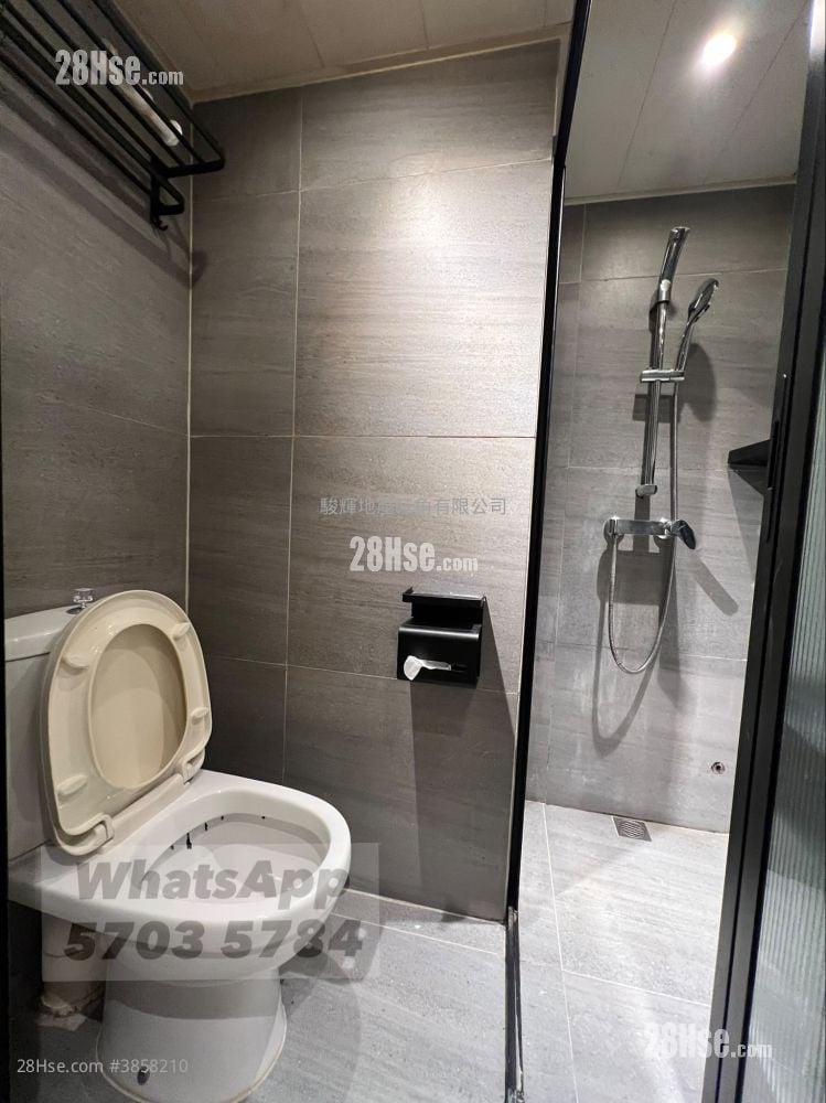 Windsor Mansion #3858210 Rental Property Detail Page - Widok 4