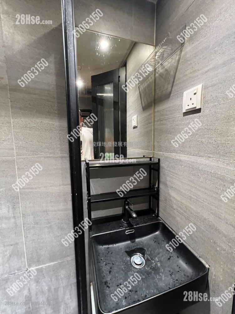 Windsor Mansion #3944062 Rental Property Detail Page - Vue 4