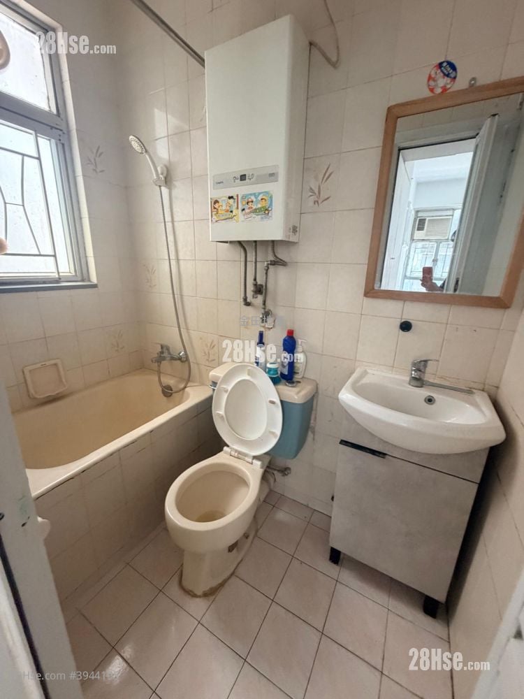 Eastman Court #3944195 For Sale Property Detail Page - Vista 3