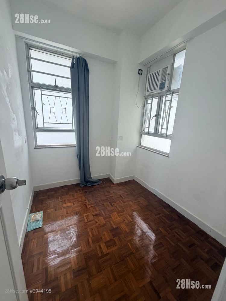 Eastman Court #3944195 For Sale Property Detail Page - Vista 5