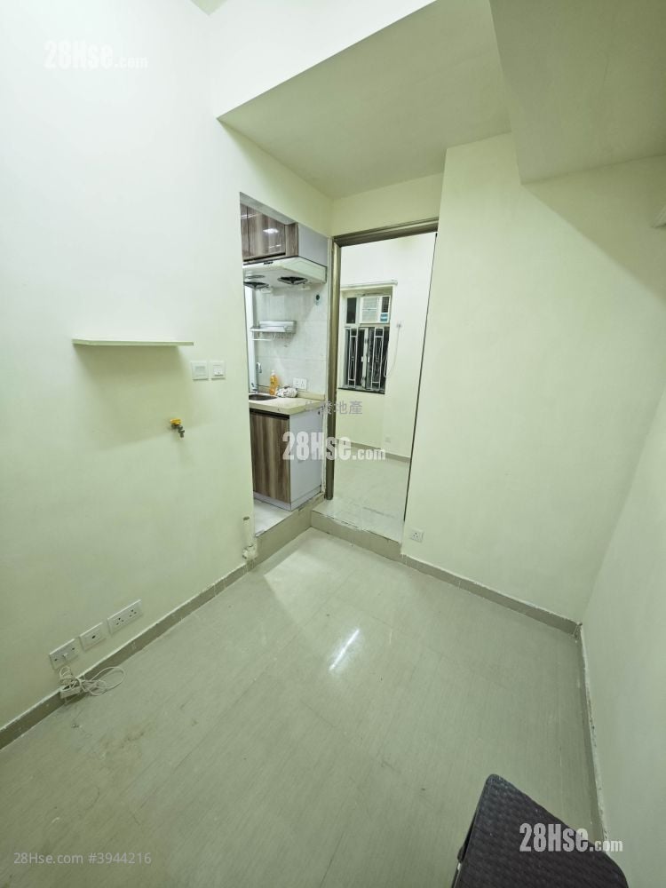 35 Kam Wing Street #3944216 Rental Property Detail Page - Bild 2