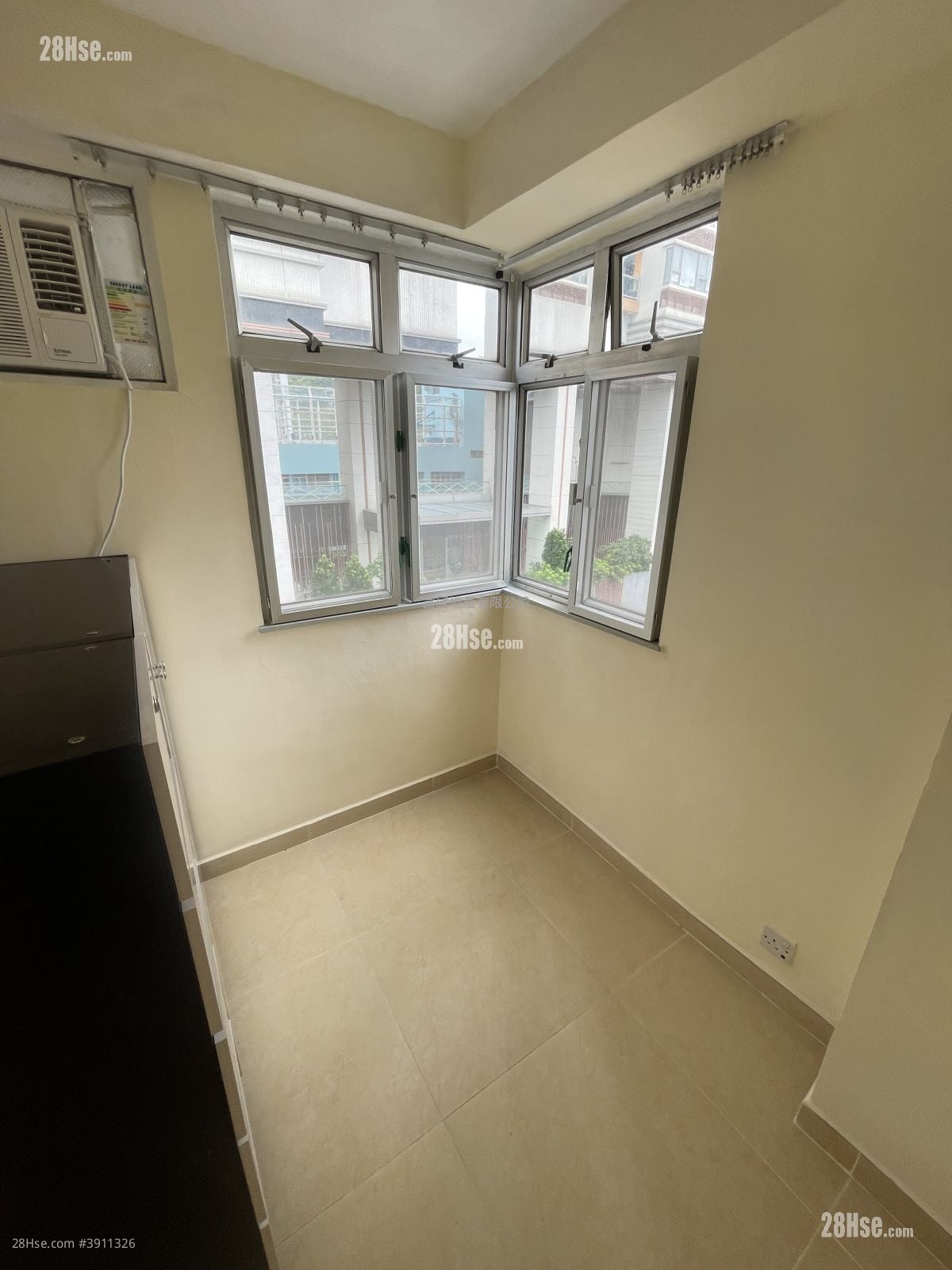 Merlin Centre #3911326 Rental Property Detail Page - Mehr