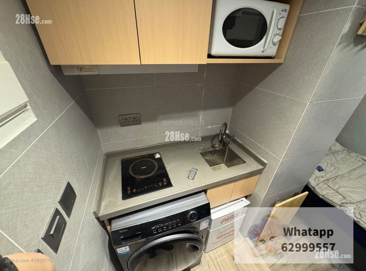 Bonds Mansion #3929516 Rental Property Detail Page - Aanzicht 2