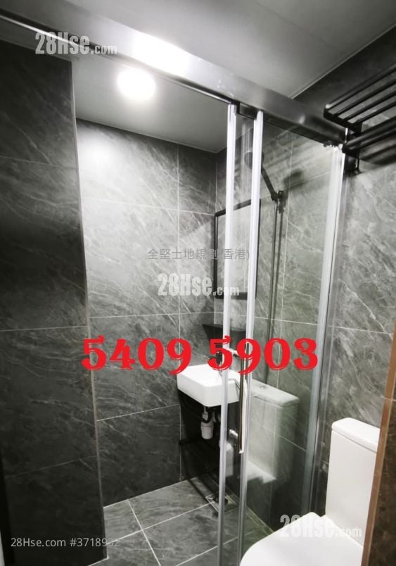Empire Apartments #3718932 Rental Property Detail Page - Aanzicht 2