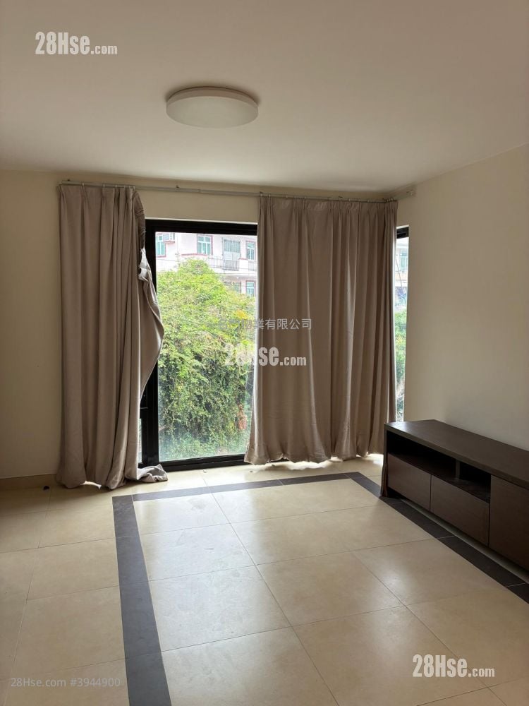 Village Sell 3 Bedrooms , 1 Bathroom